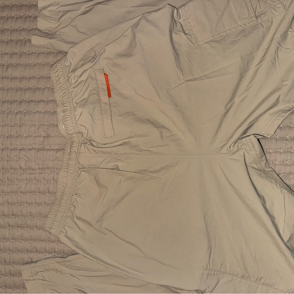 Columbia Hiking Pants - Picture 3 of 3